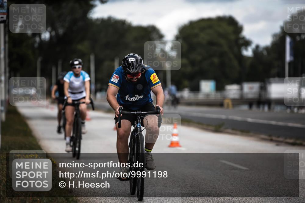 16.08.2026 - KN Förde Triathlon 2026 H.Heesch http://msf.ph/oto/9991198 16.08.2026 13:38:22 Radfahren  meine-sportfotos.de