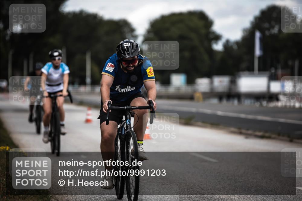 16.08.2026 - KN Förde Triathlon 2026 H.Heesch http://msf.ph/oto/9991203 16.08.2026 13:38:23 Radfahren  meine-sportfotos.de