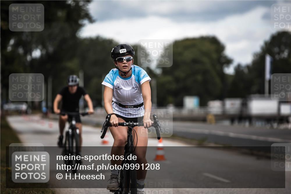 16.08.2026 - KN Förde Triathlon 2026 H.Heesch http://msf.ph/oto/9991208 16.08.2026 13:38:24 Radfahren  meine-sportfotos.de
