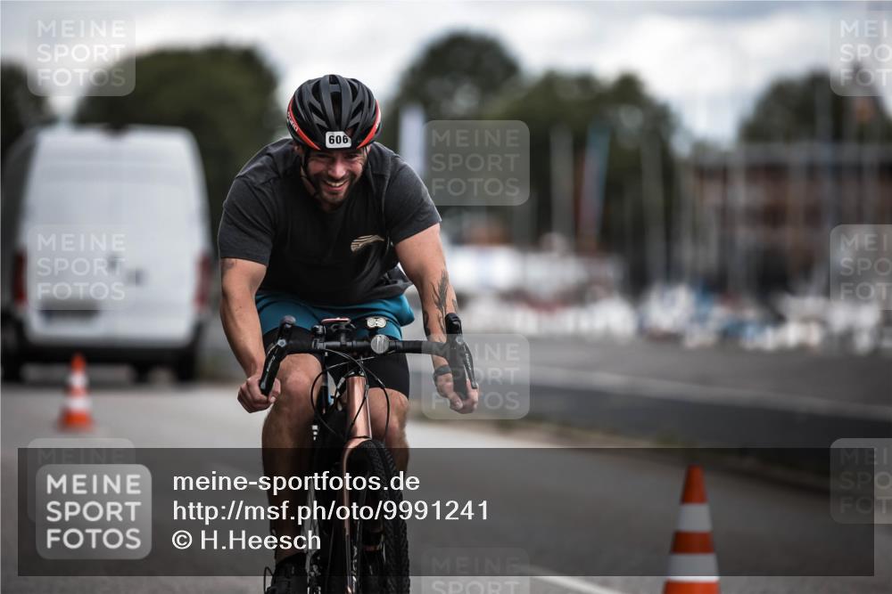 16.08.2026 - KN Förde Triathlon 2026 H.Heesch http://msf.ph/oto/9991241 16.08.2026 13:39:09 Radfahren  meine-sportfotos.de