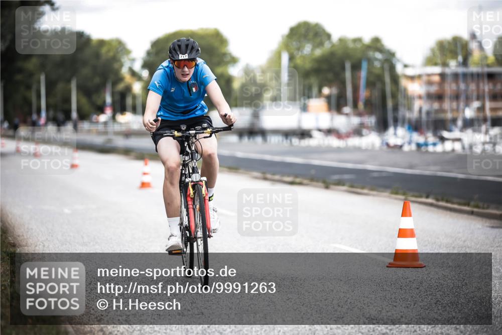 16.08.2026 - KN Förde Triathlon 2026 H.Heesch http://msf.ph/oto/9991263 16.08.2026 13:40:51 Radfahren  meine-sportfotos.de