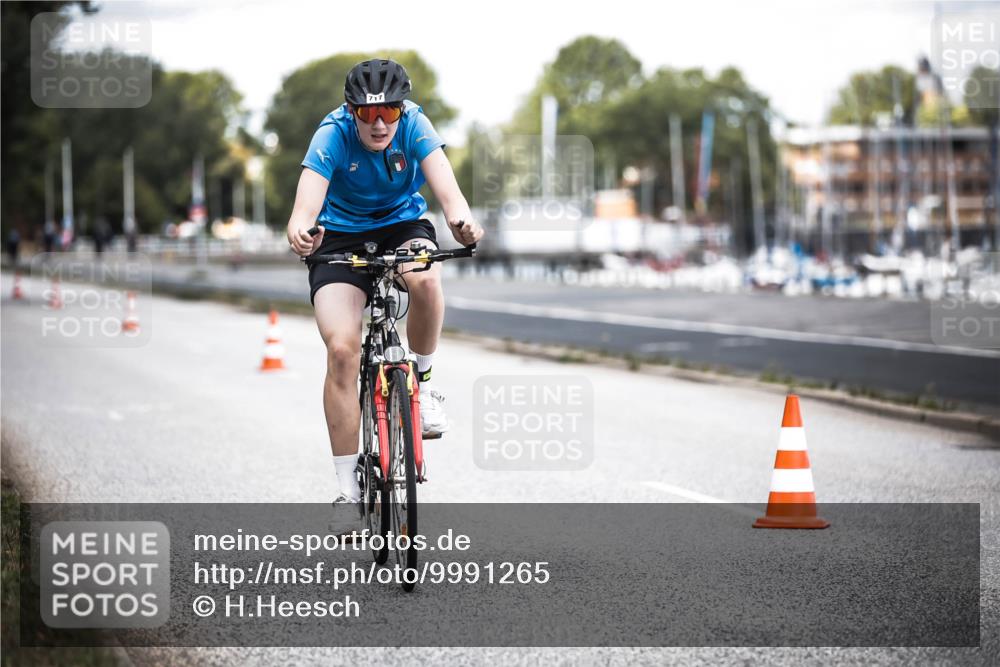 16.08.2026 - KN Förde Triathlon 2026 H.Heesch http://msf.ph/oto/9991265 16.08.2026 13:40:51 Radfahren  meine-sportfotos.de