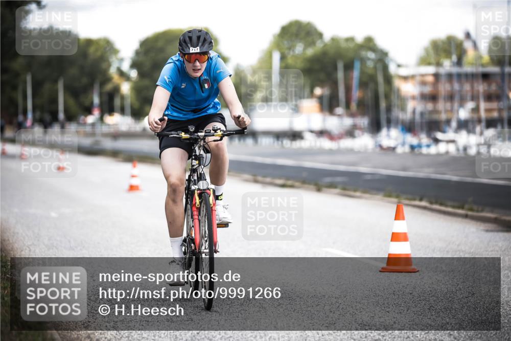 16.08.2026 - KN Förde Triathlon 2026 H.Heesch http://msf.ph/oto/9991266 16.08.2026 13:40:51 Radfahren  meine-sportfotos.de