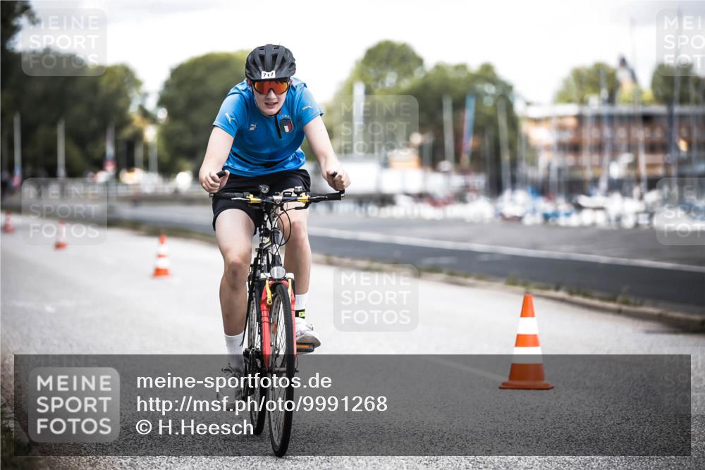 16.08.2026 - KN Förde Triathlon 2026 H.Heesch http://msf.ph/oto/9991268 16.08.2026 13:40:51 Radfahren  meine-sportfotos.de