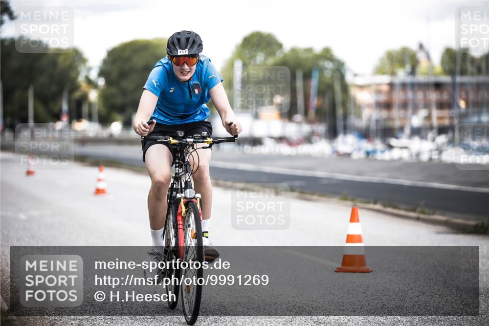 16.08.2026 - KN Förde Triathlon 2026 H.Heesch http://msf.ph/oto/9991269 16.08.2026 13:40:51 Radfahren  meine-sportfotos.de