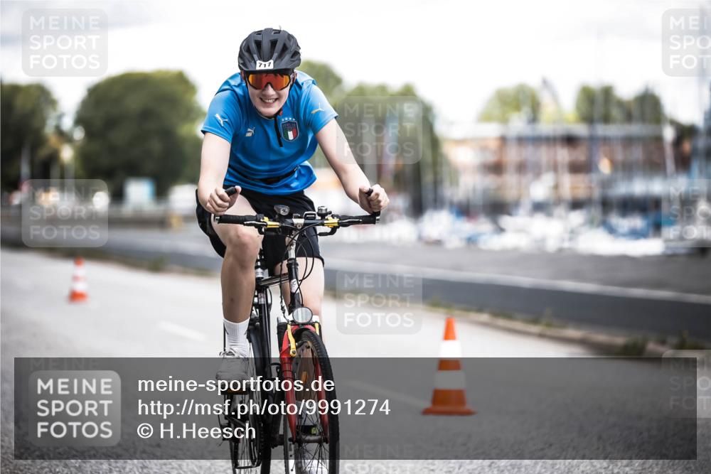 16.08.2026 - KN Förde Triathlon 2026 H.Heesch http://msf.ph/oto/9991274 16.08.2026 13:40:51 Radfahren  meine-sportfotos.de