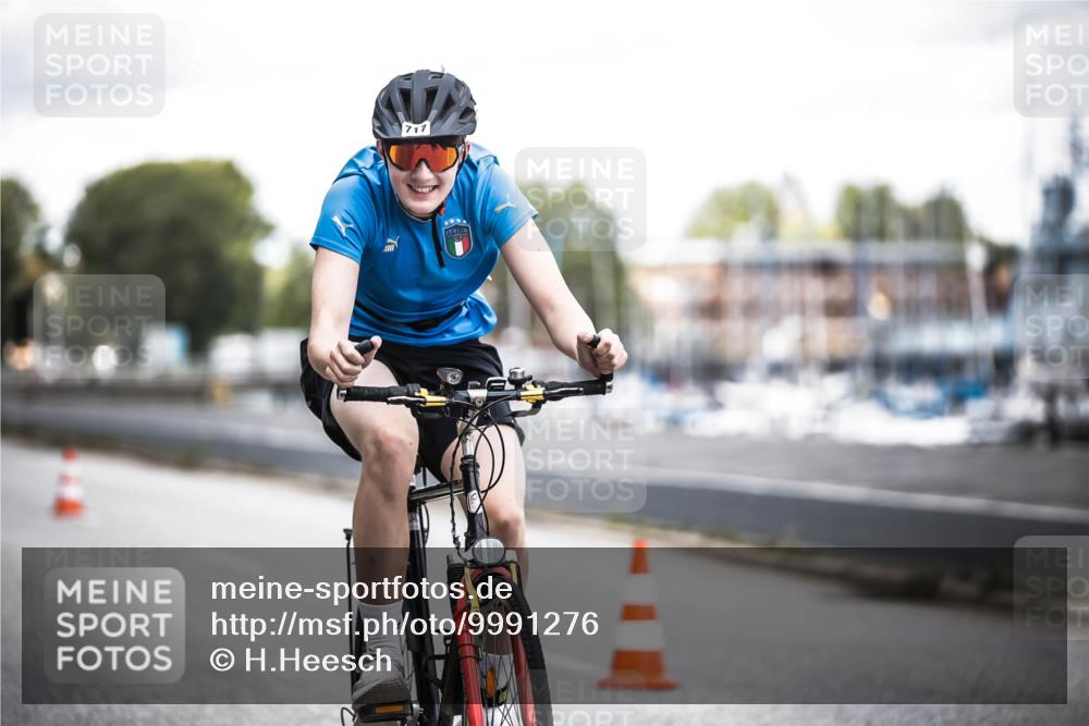 16.08.2026 - KN Förde Triathlon 2026 H.Heesch http://msf.ph/oto/9991276 16.08.2026 13:40:51 Radfahren  meine-sportfotos.de