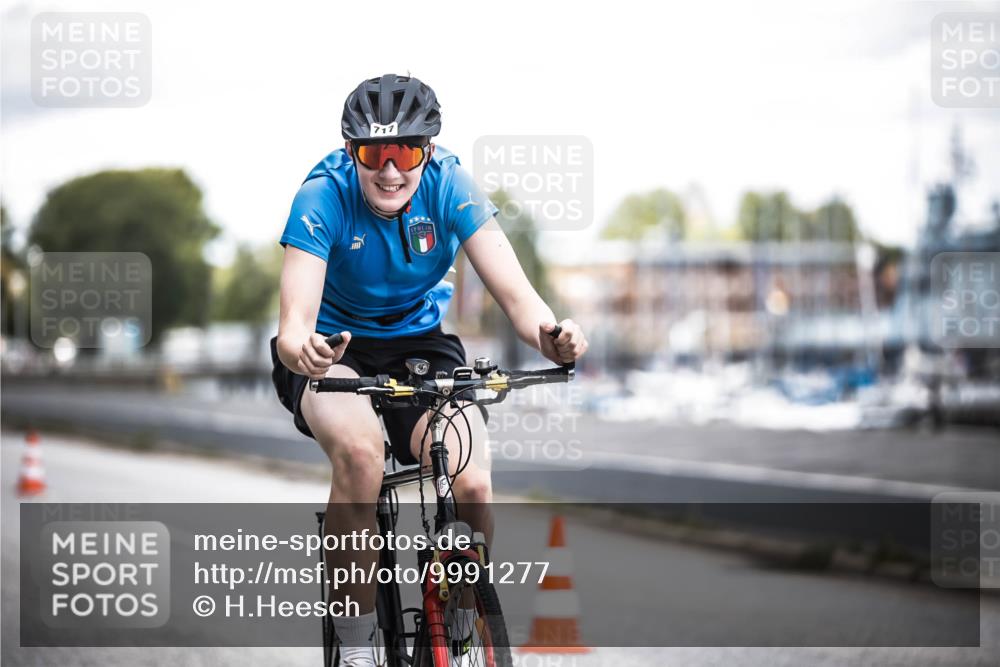 16.08.2026 - KN Förde Triathlon 2026 H.Heesch http://msf.ph/oto/9991277 16.08.2026 13:40:51 Radfahren  meine-sportfotos.de