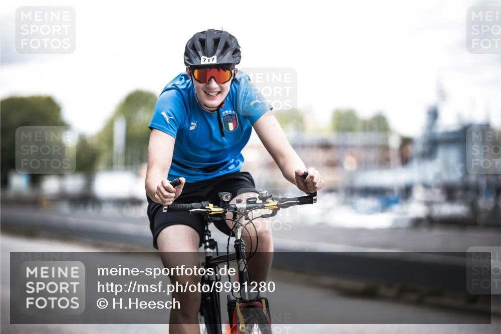 16.08.2026 - KN Förde Triathlon 2026 H.Heesch http://msf.ph/oto/9991280 16.08.2026 13:40:52 Radfahren  meine-sportfotos.de