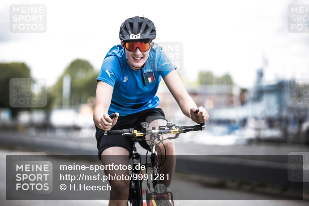 16.08.2026 - KN Förde Triathlon 2026 H.Heesch http://msf.ph/oto/9991281 16.08.2026 13:40:52 Radfahren  meine-sportfotos.de