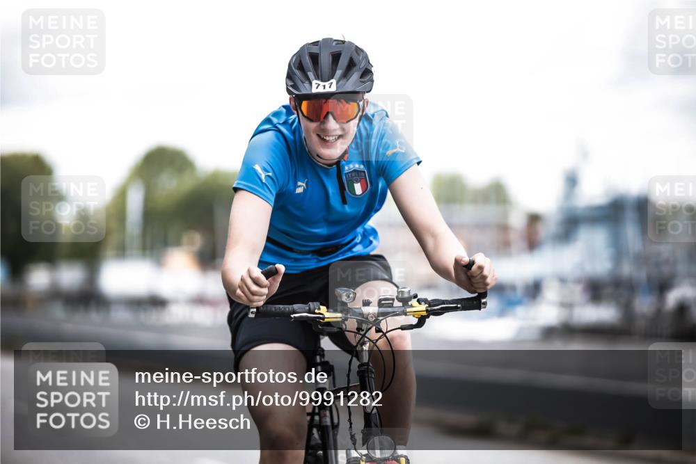 16.08.2026 - KN Förde Triathlon 2026 H.Heesch http://msf.ph/oto/9991282 16.08.2026 13:40:52 Radfahren  meine-sportfotos.de