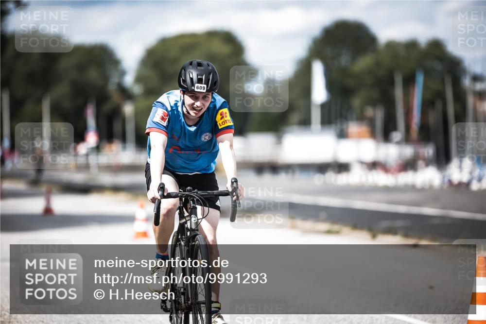 16.08.2026 - KN Förde Triathlon 2026 H.Heesch http://msf.ph/oto/9991293 16.08.2026 13:44:45 Radfahren  meine-sportfotos.de