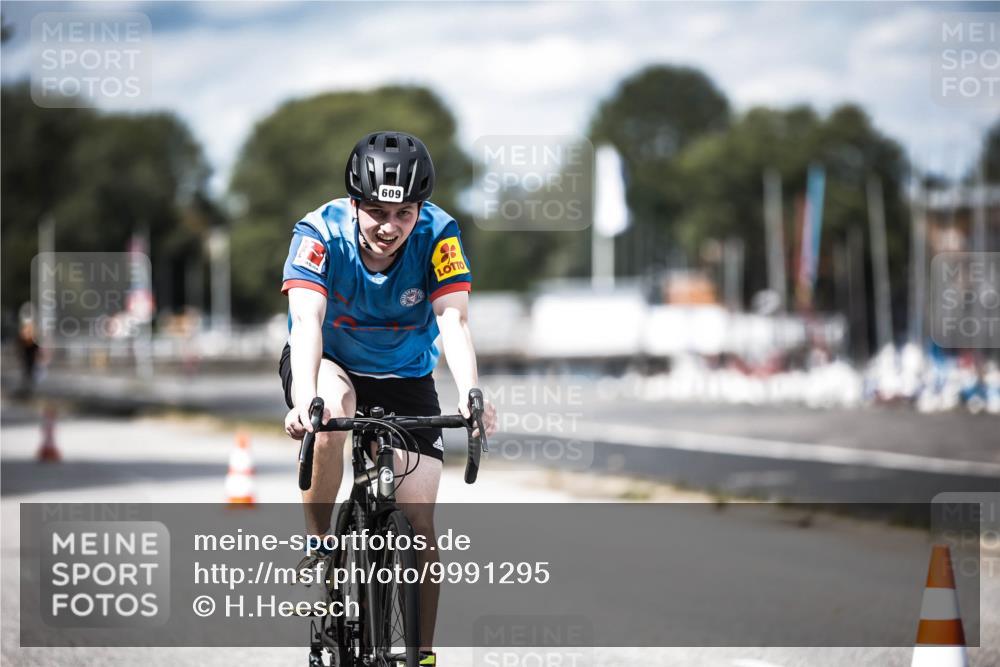 16.08.2026 - KN Förde Triathlon 2026 H.Heesch http://msf.ph/oto/9991295 16.08.2026 13:44:45 Radfahren  meine-sportfotos.de