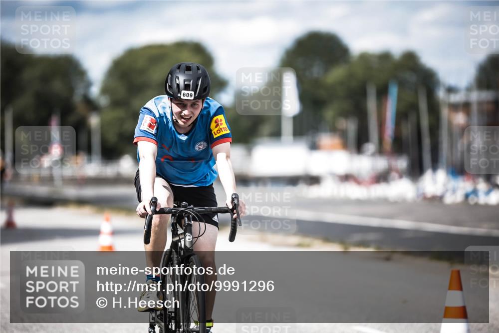 16.08.2026 - KN Förde Triathlon 2026 H.Heesch http://msf.ph/oto/9991296 16.08.2026 13:44:45 Radfahren  meine-sportfotos.de