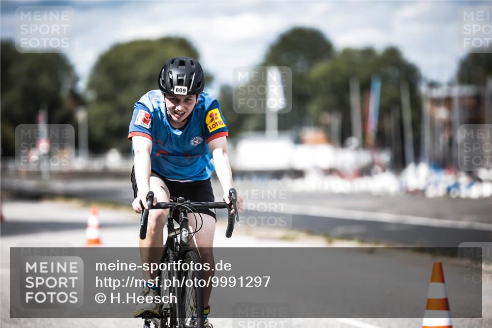 16.08.2026 - KN Förde Triathlon 2026 H.Heesch http://msf.ph/oto/9991297 16.08.2026 13:44:45 Radfahren  meine-sportfotos.de