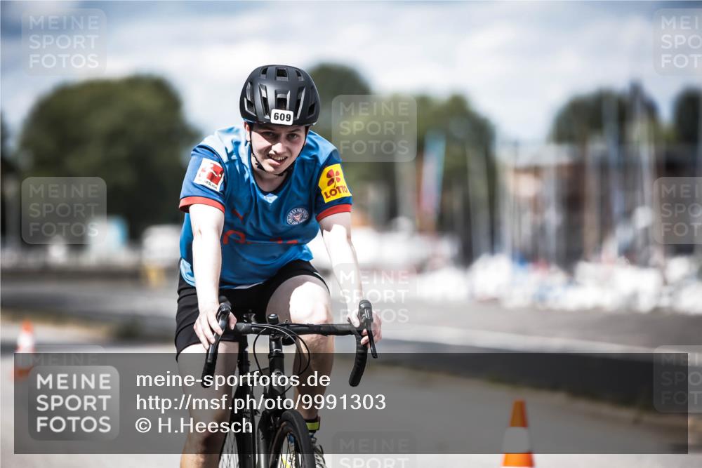 16.08.2026 - KN Förde Triathlon 2026 H.Heesch http://msf.ph/oto/9991303 16.08.2026 13:44:45 Radfahren  meine-sportfotos.de