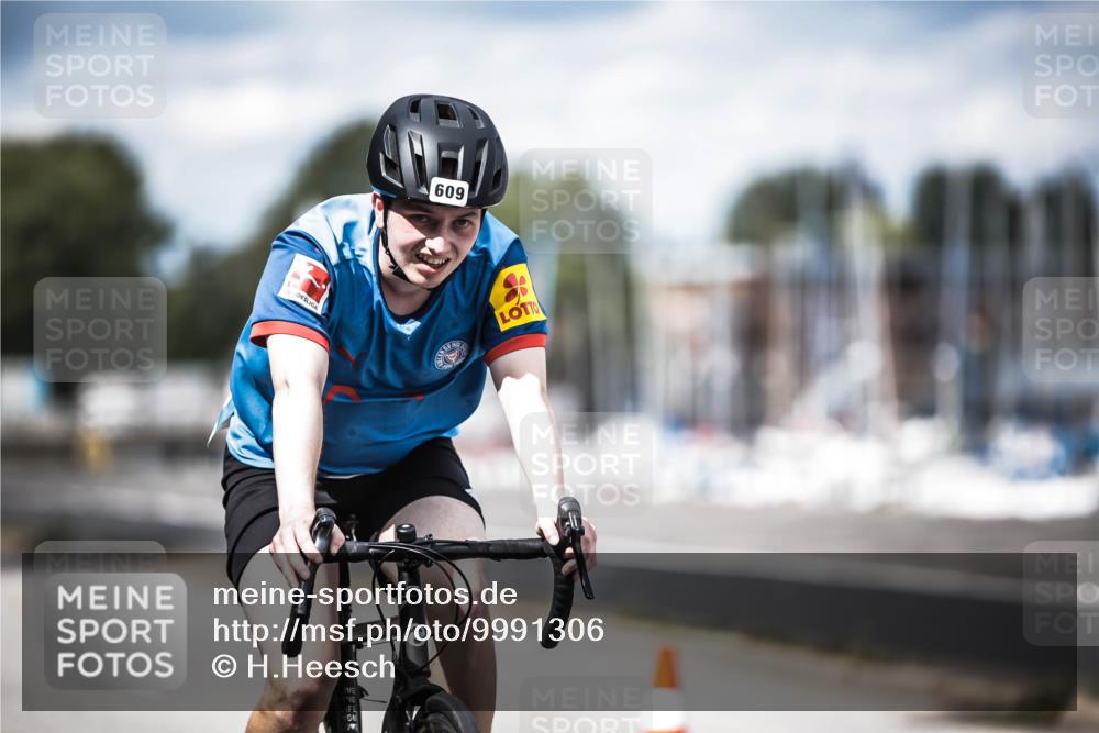 16.08.2026 - KN Förde Triathlon 2026 H.Heesch http://msf.ph/oto/9991306 16.08.2026 13:44:45 Radfahren  meine-sportfotos.de