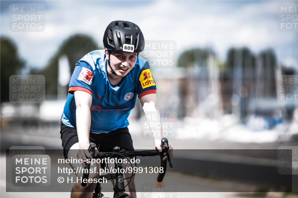 16.08.2026 - KN Förde Triathlon 2026 H.Heesch http://msf.ph/oto/9991308 16.08.2026 13:44:46 Radfahren  meine-sportfotos.de