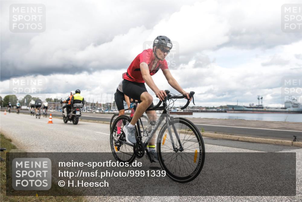 16.08.2026 - KN Förde Triathlon 2026 H.Heesch http://msf.ph/oto/9991339 16.08.2026 13:12:12 Radfahren 523, 542, 553, 568, 578, 589 meine-sportfotos.de