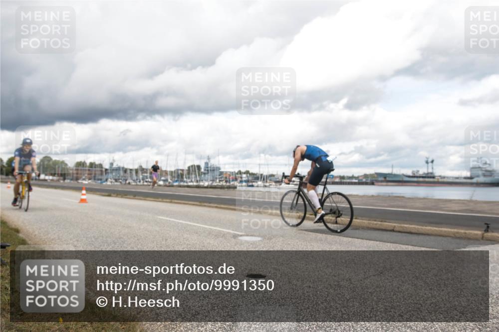 16.08.2026 - KN Förde Triathlon 2026 H.Heesch http://msf.ph/oto/9991350 16.08.2026 13:12:53 Radfahren 514, 595, 708 meine-sportfotos.de