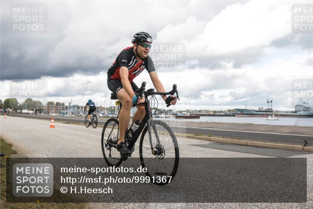 16.08.2026 - KN Förde Triathlon 2026 H.Heesch http://msf.ph/oto/9991367 16.08.2026 13:13:32 Radfahren 517, 538, 717, 736 meine-sportfotos.de
