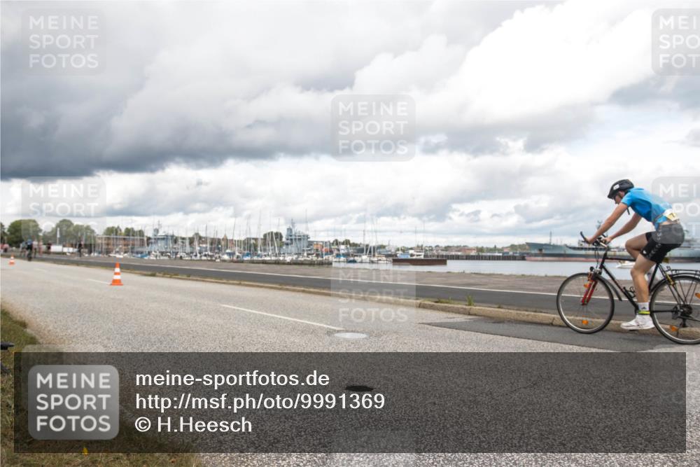 16.08.2026 - KN Förde Triathlon 2026 H.Heesch http://msf.ph/oto/9991369 16.08.2026 13:13:36 Radfahren 506, 517, 538 meine-sportfotos.de