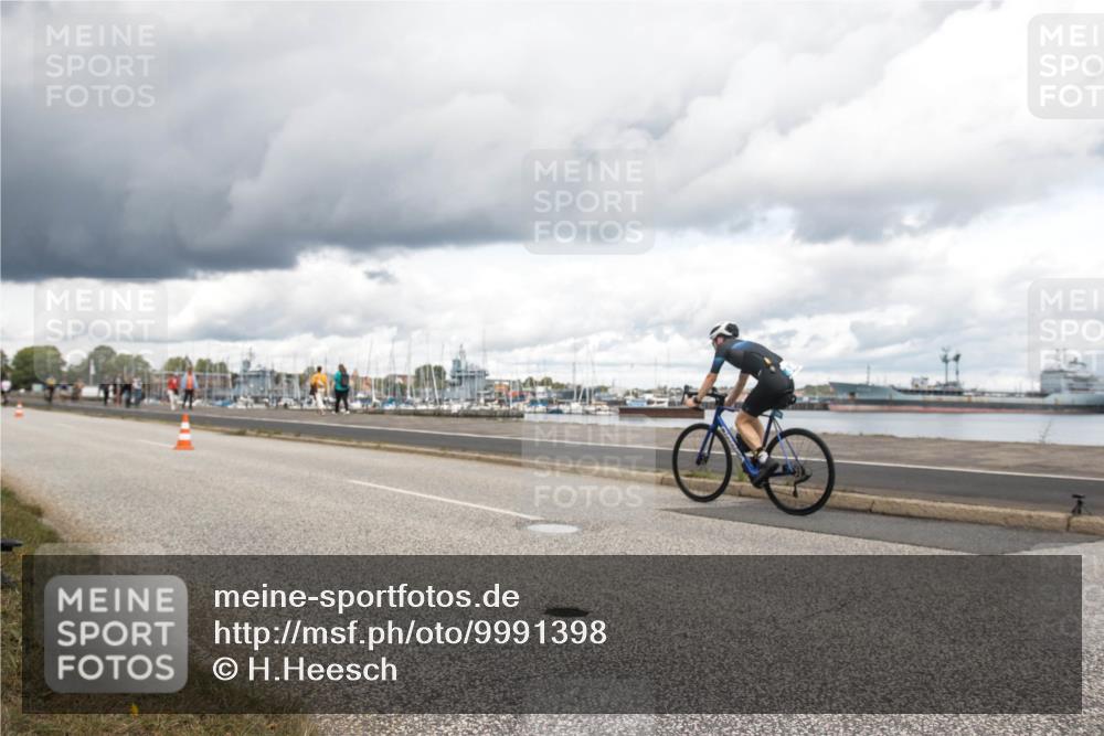 16.08.2026 - KN Förde Triathlon 2026 H.Heesch http://msf.ph/oto/9991398 16.08.2026 13:14:36 Radfahren 521, 533, 724, 726, 739 meine-sportfotos.de
