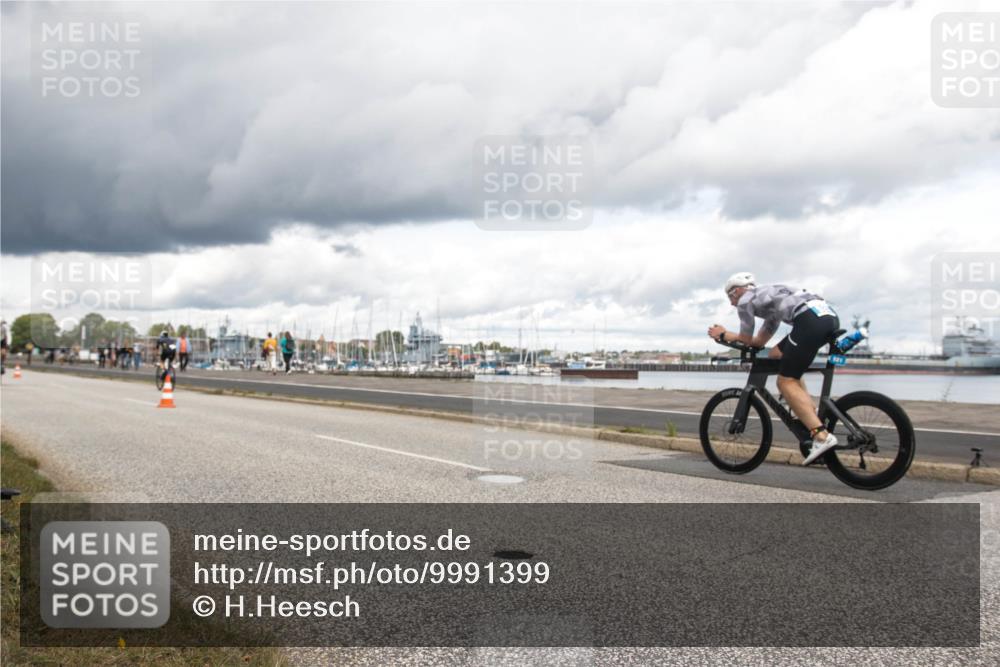 16.08.2026 - KN Förde Triathlon 2026 H.Heesch http://msf.ph/oto/9991399 16.08.2026 13:14:37 Radfahren 521, 533, 724, 726, 739 meine-sportfotos.de