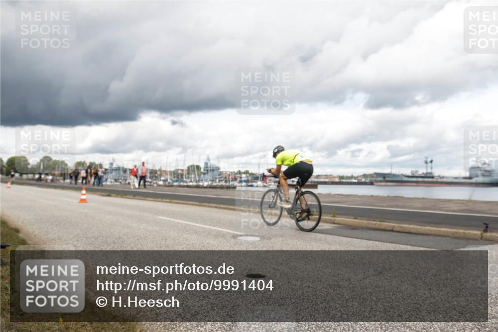 16.08.2026 - KN Förde Triathlon 2026 H.Heesch http://msf.ph/oto/9991404 16.08.2026 13:14:47 Radfahren 513 meine-sportfotos.de