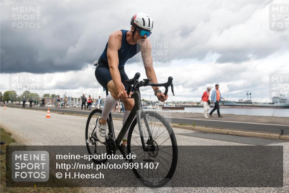 16.08.2026 - KN Förde Triathlon 2026 H.Heesch http://msf.ph/oto/9991407 16.08.2026 13:15:02 Radfahren 196, 580 meine-sportfotos.de
