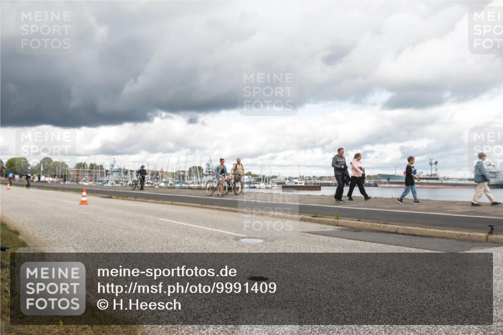 16.08.2026 - KN Förde Triathlon 2026 H.Heesch http://msf.ph/oto/9991409 16.08.2026 13:15:15 Radfahren  meine-sportfotos.de