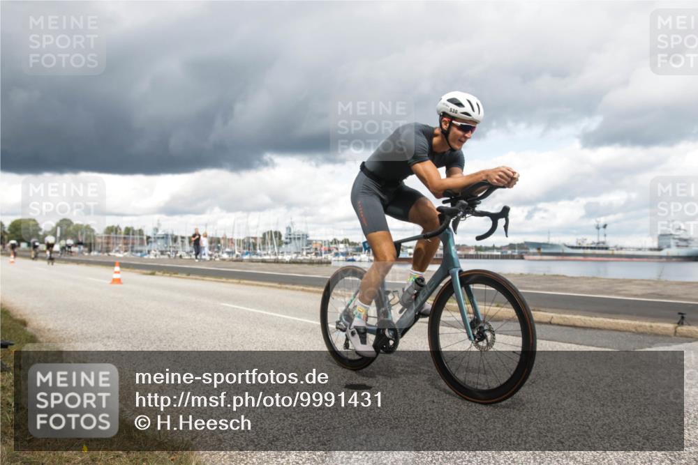 16.08.2026 - KN Förde Triathlon 2026 H.Heesch http://msf.ph/oto/9991431 16.08.2026 13:16:21 Radfahren 519, 520, 535, 552, 565, 567, 715, 717 meine-sportfotos.de