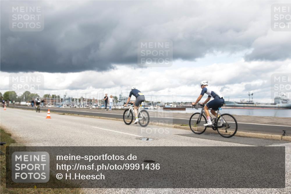 16.08.2026 - KN Förde Triathlon 2026 H.Heesch http://msf.ph/oto/9991436 16.08.2026 13:16:27 Radfahren 545, 565, 611, 725 meine-sportfotos.de