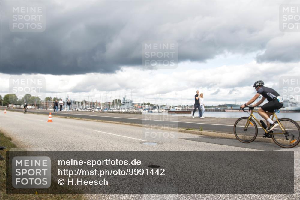 16.08.2026 - KN Förde Triathlon 2026 H.Heesch http://msf.ph/oto/9991442 16.08.2026 13:16:37 Radfahren 579, 740 meine-sportfotos.de