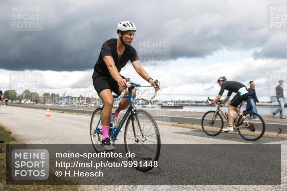 16.08.2026 - KN Förde Triathlon 2026 H.Heesch http://msf.ph/oto/9991448 16.08.2026 13:16:58 Radfahren 546, 583, 724 meine-sportfotos.de