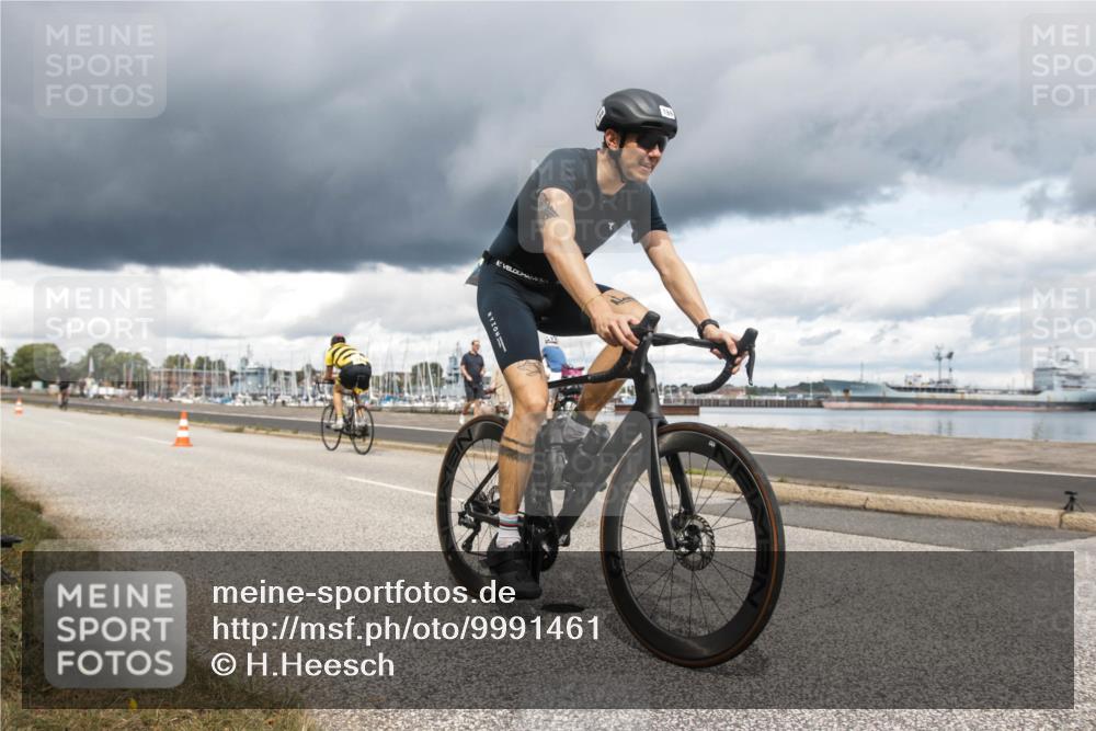 16.08.2026 - KN Förde Triathlon 2026 H.Heesch http://msf.ph/oto/9991461 16.08.2026 13:17:35 Radfahren 196, 594, 610 meine-sportfotos.de