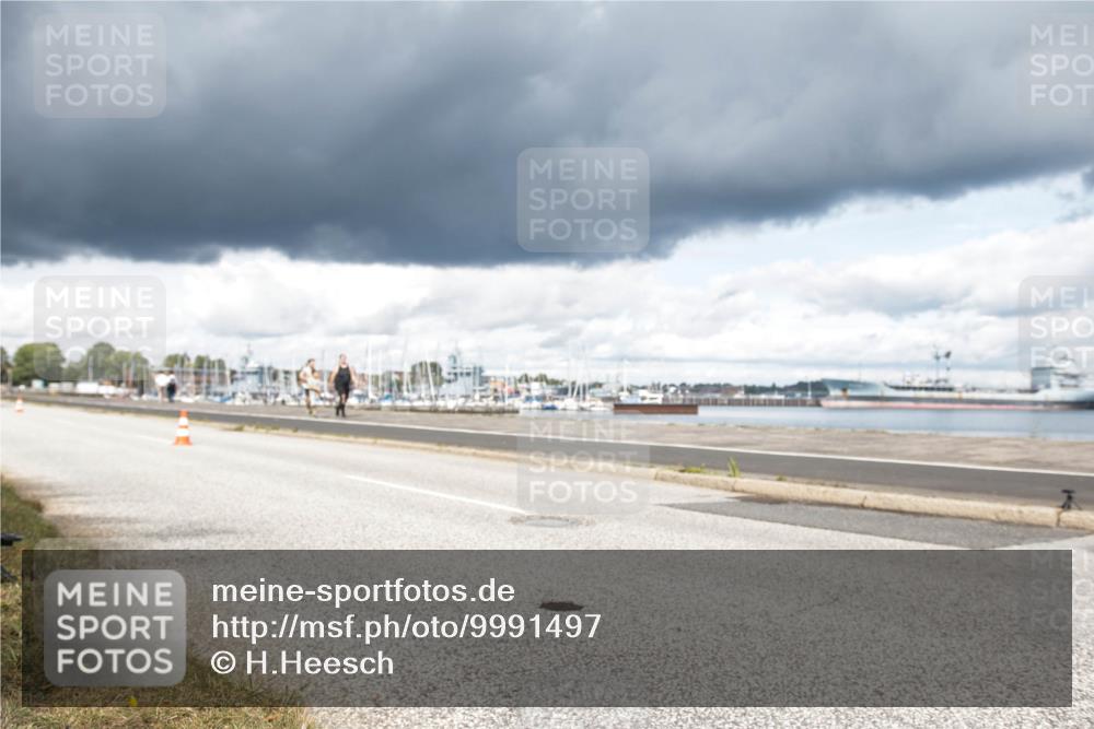 16.08.2026 - KN Förde Triathlon 2026 H.Heesch http://msf.ph/oto/9991497 16.08.2026 13:19:30 Radfahren 522, 574, 701, 716, 735 meine-sportfotos.de