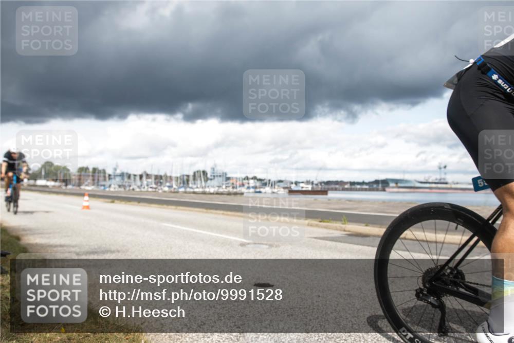 16.08.2026 - KN Förde Triathlon 2026 H.Heesch http://msf.ph/oto/9991528 16.08.2026 13:20:57 Radfahren 544, 581, 602, 607, 720 meine-sportfotos.de