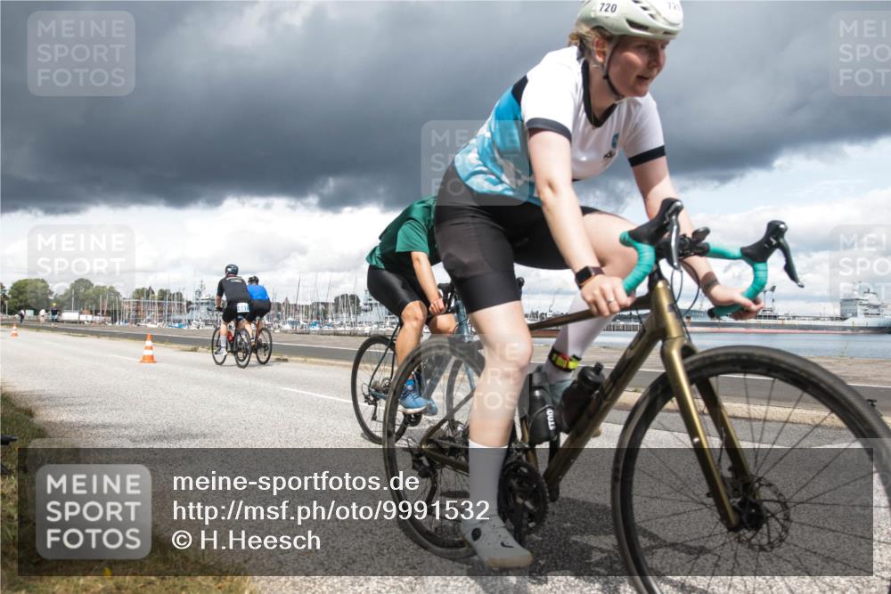 16.08.2026 - KN Förde Triathlon 2026 H.Heesch http://msf.ph/oto/9991532 16.08.2026 13:20:59 Radfahren 544, 568, 578, 602, 607, 720, 722, 746 meine-sportfotos.de