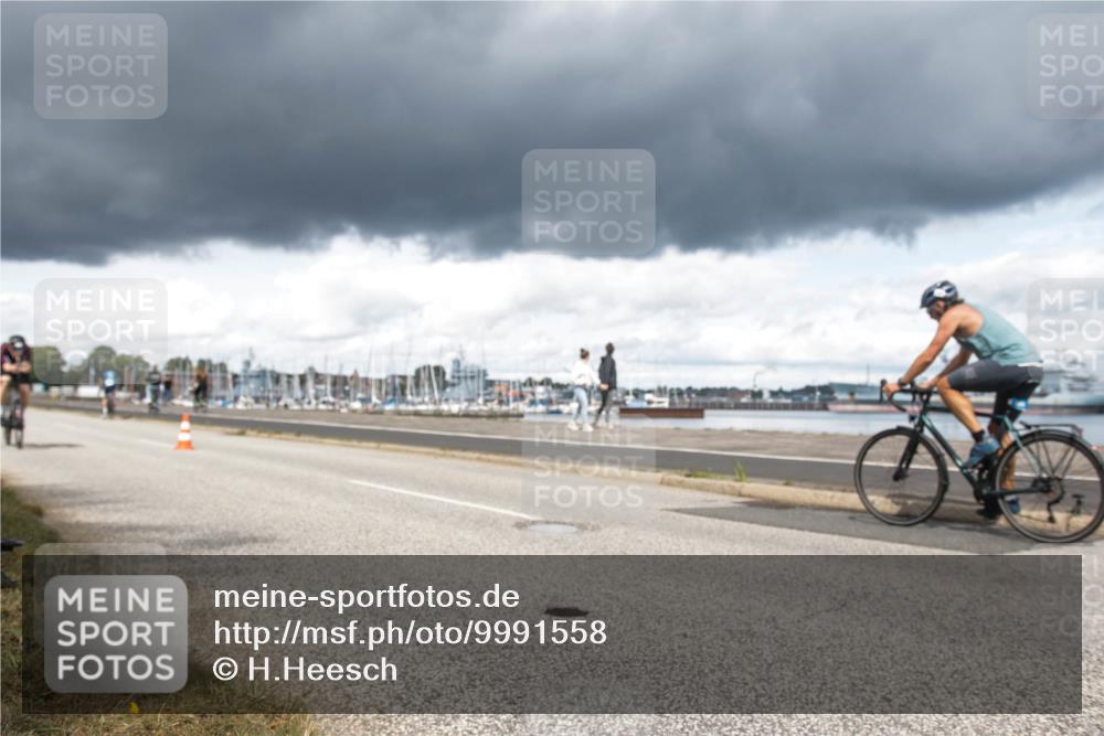 16.08.2026 - KN Förde Triathlon 2026 H.Heesch http://msf.ph/oto/9991558 16.08.2026 13:22:14 Radfahren 506 meine-sportfotos.de