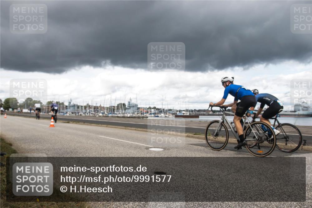 16.08.2026 - KN Förde Triathlon 2026 H.Heesch http://msf.ph/oto/9991577 16.08.2026 13:23:24 Radfahren 569, 571, 575, 604, 611 meine-sportfotos.de