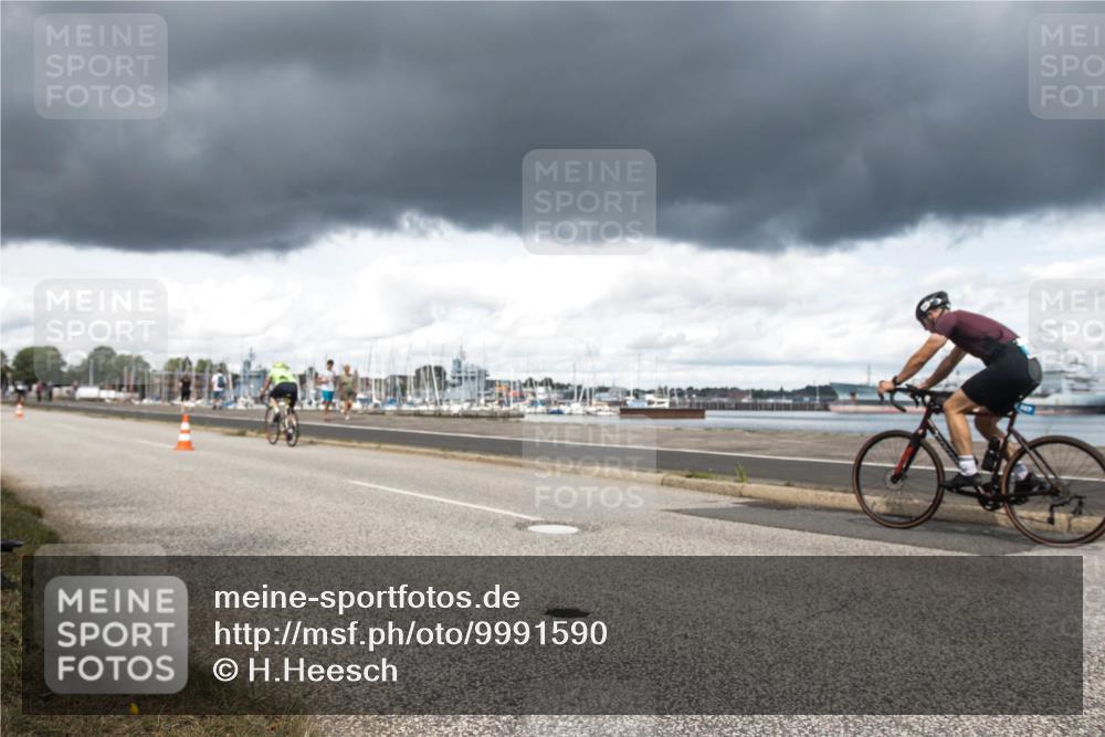 16.08.2026 - KN Förde Triathlon 2026 H.Heesch http://msf.ph/oto/9991590 16.08.2026 13:24:04 Radfahren  meine-sportfotos.de