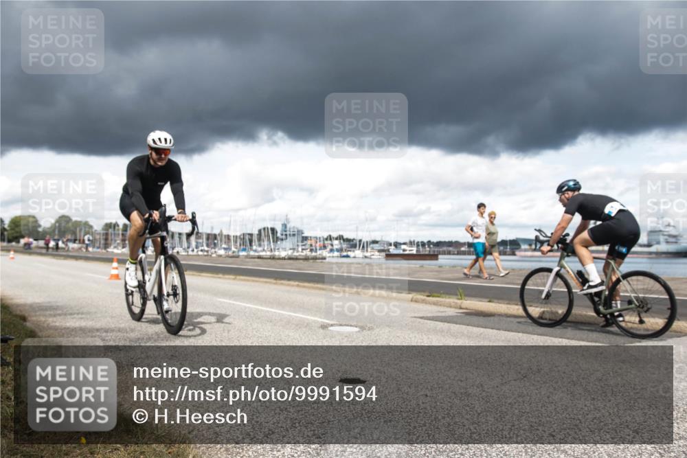 16.08.2026 - KN Förde Triathlon 2026 H.Heesch http://msf.ph/oto/9991594 16.08.2026 13:24:18 Radfahren 531, 724, 736 meine-sportfotos.de