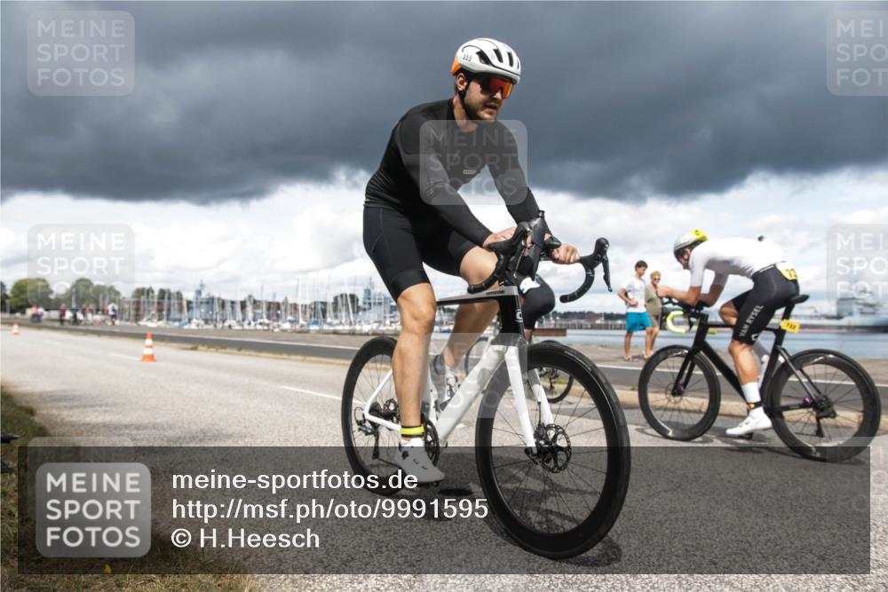 16.08.2026 - KN Förde Triathlon 2026 H.Heesch http://msf.ph/oto/9991595 16.08.2026 13:24:18 Radfahren 531, 724, 736 meine-sportfotos.de