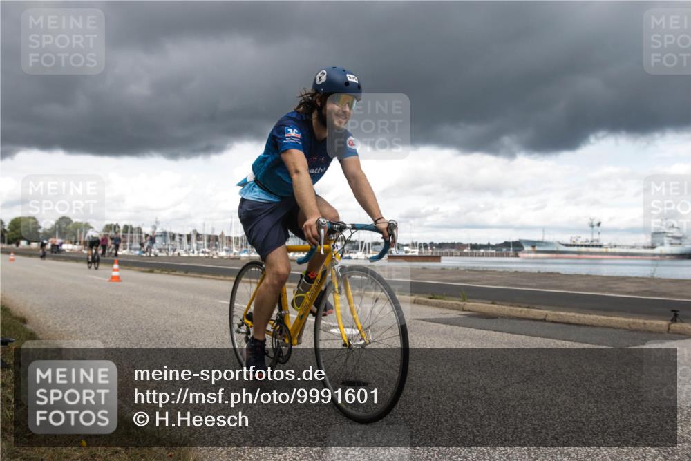 16.08.2026 - KN Förde Triathlon 2026 H.Heesch http://msf.ph/oto/9991601 16.08.2026 13:24:33 Radfahren 595 meine-sportfotos.de