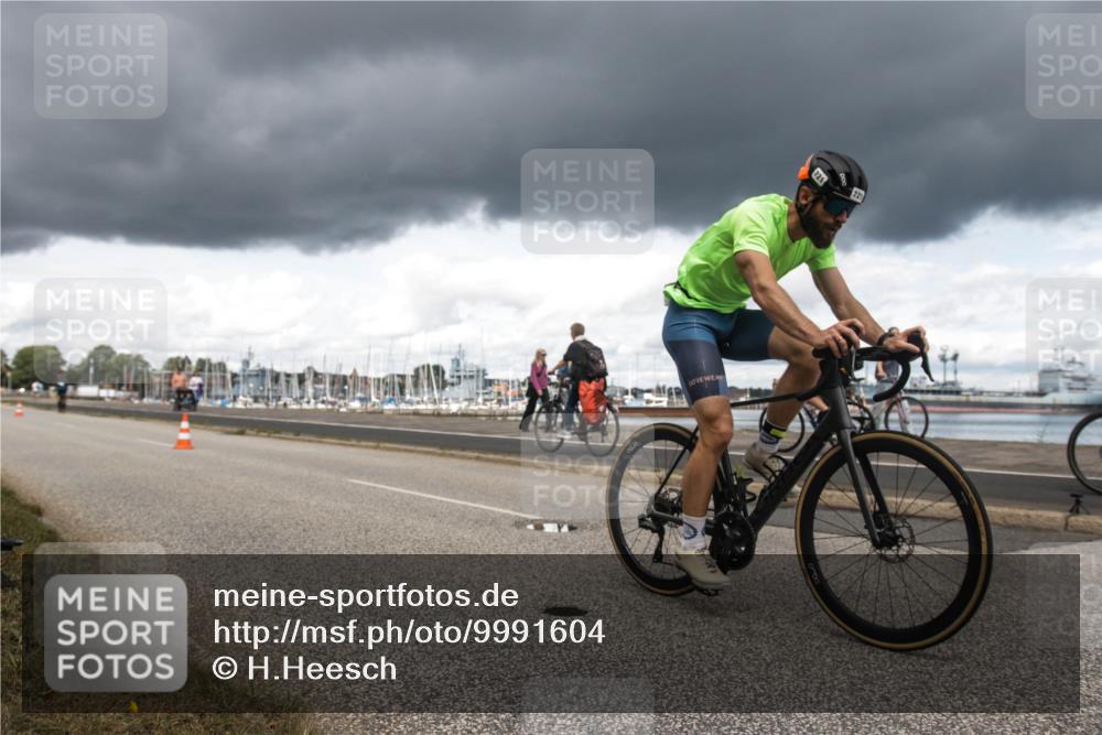 16.08.2026 - KN Förde Triathlon 2026 H.Heesch http://msf.ph/oto/9991604 16.08.2026 13:24:52 Radfahren 546, 561, 577 meine-sportfotos.de