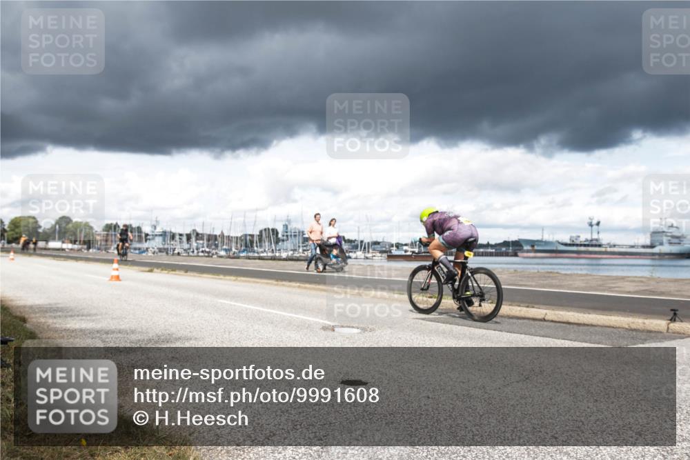 16.08.2026 - KN Förde Triathlon 2026 H.Heesch http://msf.ph/oto/9991608 16.08.2026 13:25:14 Radfahren 196, 599 meine-sportfotos.de