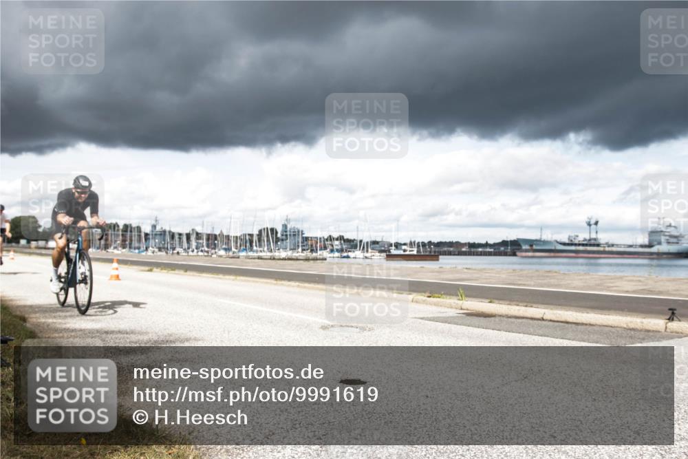 16.08.2026 - KN Förde Triathlon 2026 H.Heesch http://msf.ph/oto/9991619 16.08.2026 13:25:55 Radfahren 726 meine-sportfotos.de