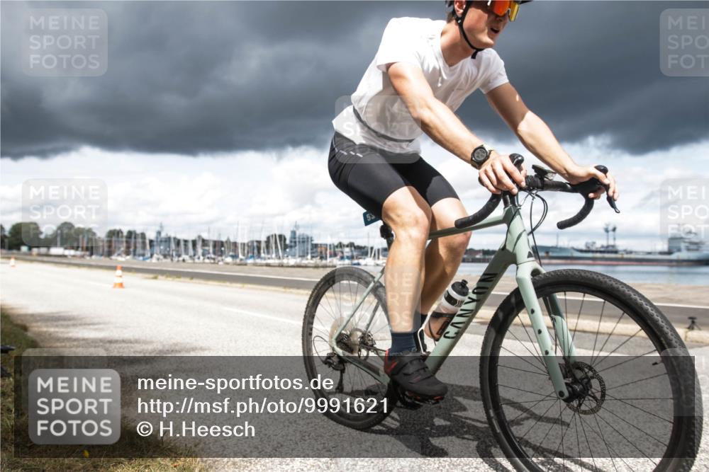 16.08.2026 - KN Förde Triathlon 2026 H.Heesch http://msf.ph/oto/9991621 16.08.2026 13:25:56 Radfahren 726 meine-sportfotos.de