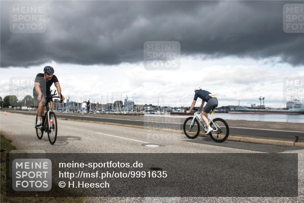16.08.2026 - KN Förde Triathlon 2026 H.Heesch http://msf.ph/oto/9991635 16.08.2026 13:26:43 Radfahren 566 meine-sportfotos.de